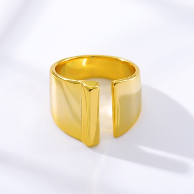 Adjustable Gold A-Z Initial Ring